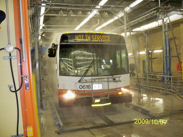 Modern Bus Wash Technology Increases Efficiency & Profit