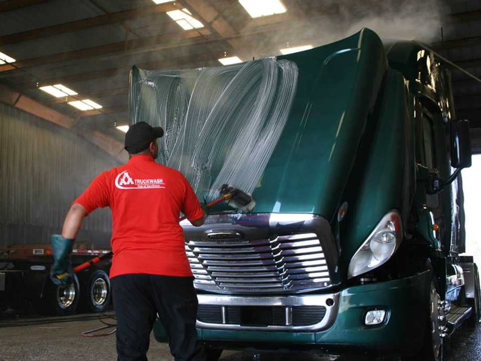 commercial truck wash services