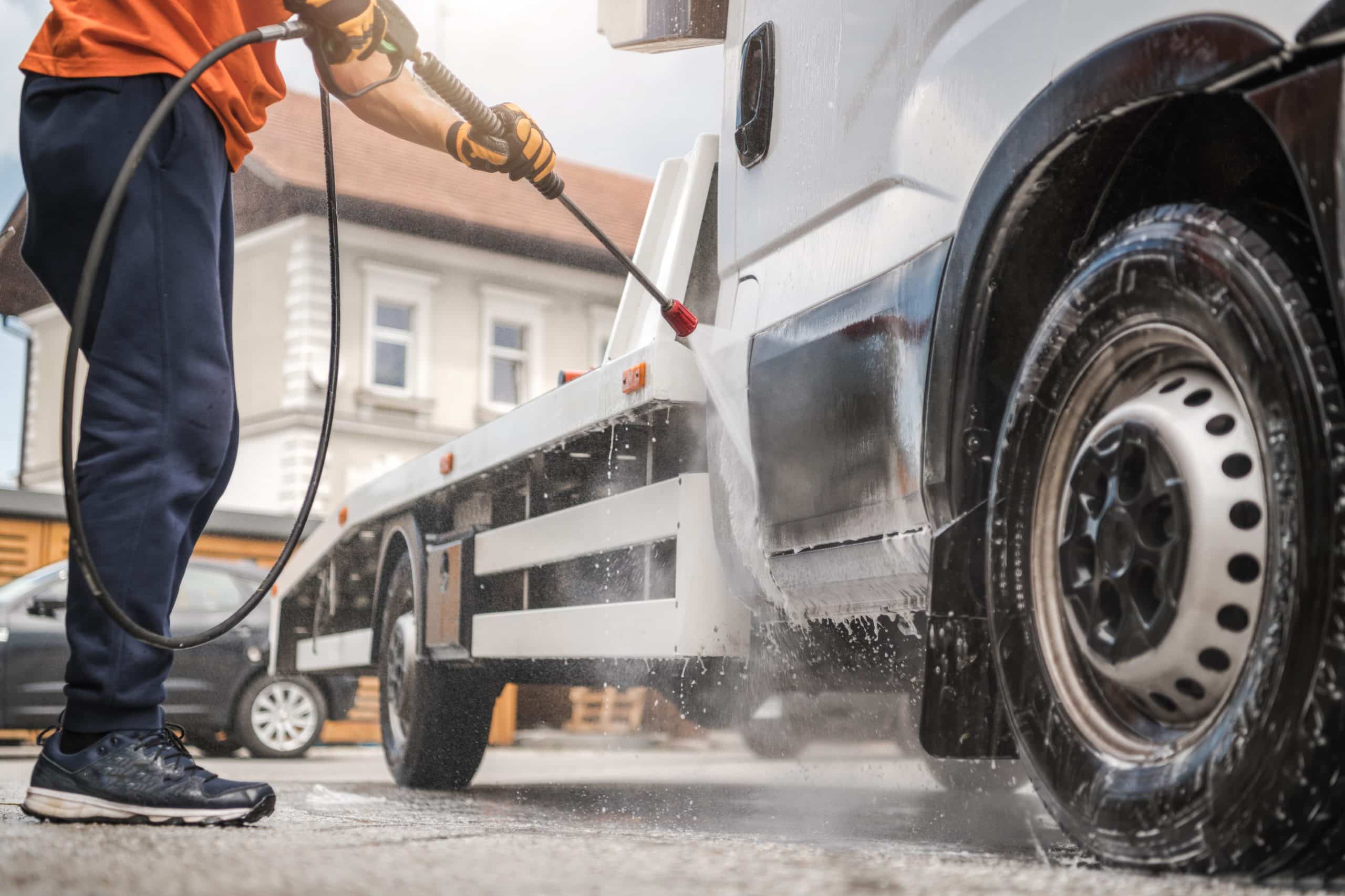 Power Washing His Commercial Vehicle Towing Truck Truck Wash Truck hand washing and touchless washing | Lazrtek