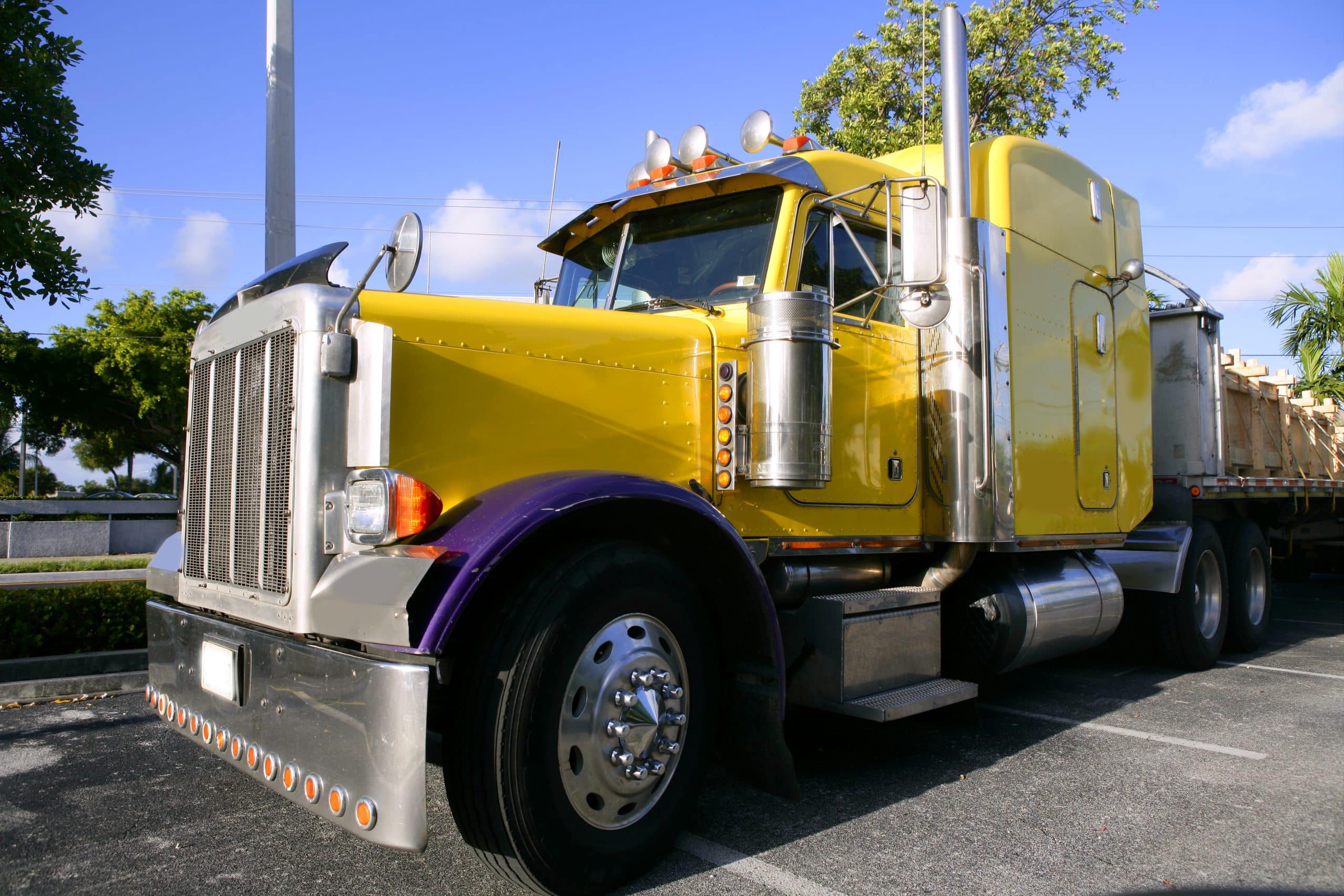 Maintenance tips to keep your tractor trailer clean and in good condition